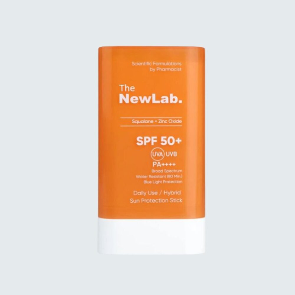 ⁦ذا نيو لاب ستيك واقي شمس +SPF 50 / THE NEWLAB SUN PROTECTION STICK SPF50+⁩ - الصورة ⁦1⁩